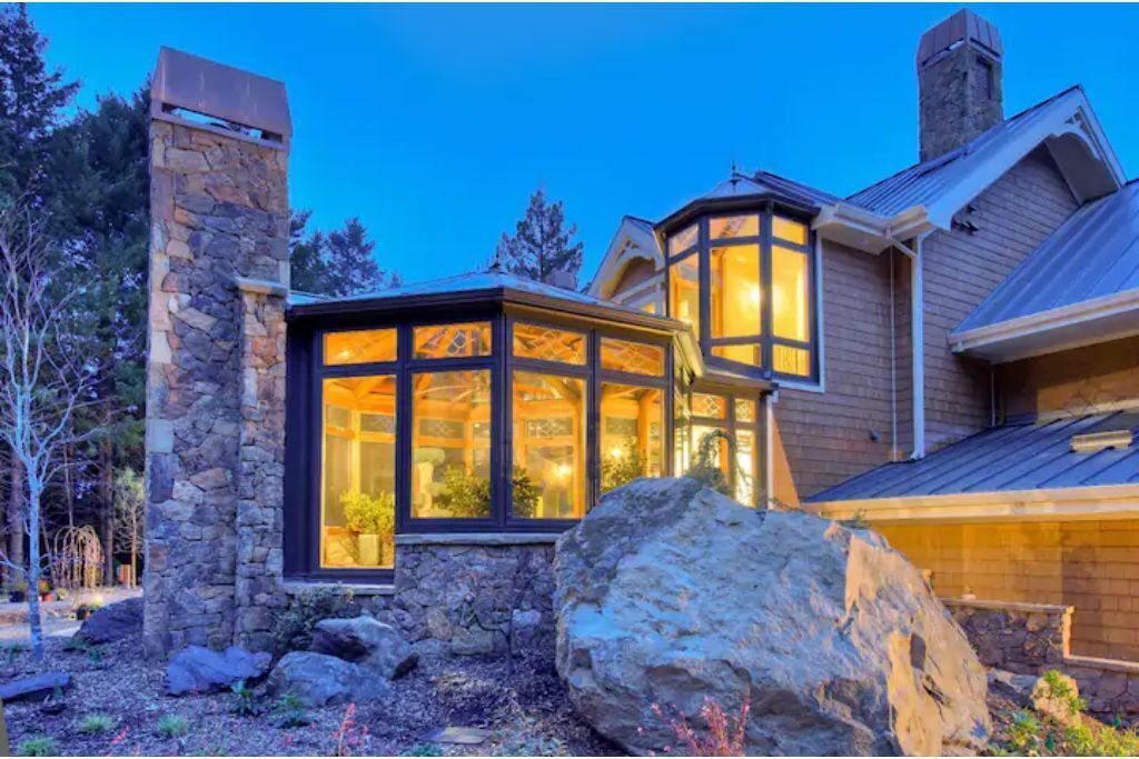 Forest Villa With Breathtaking Views In Sonoma