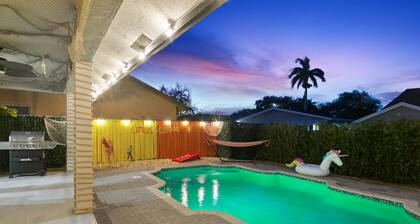 Home Near Hollywood Beach/ Backyard Oasis w/ Heated Pool