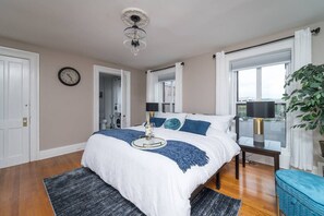 1 bedroom, iron/ironing board, travel crib, WiFi