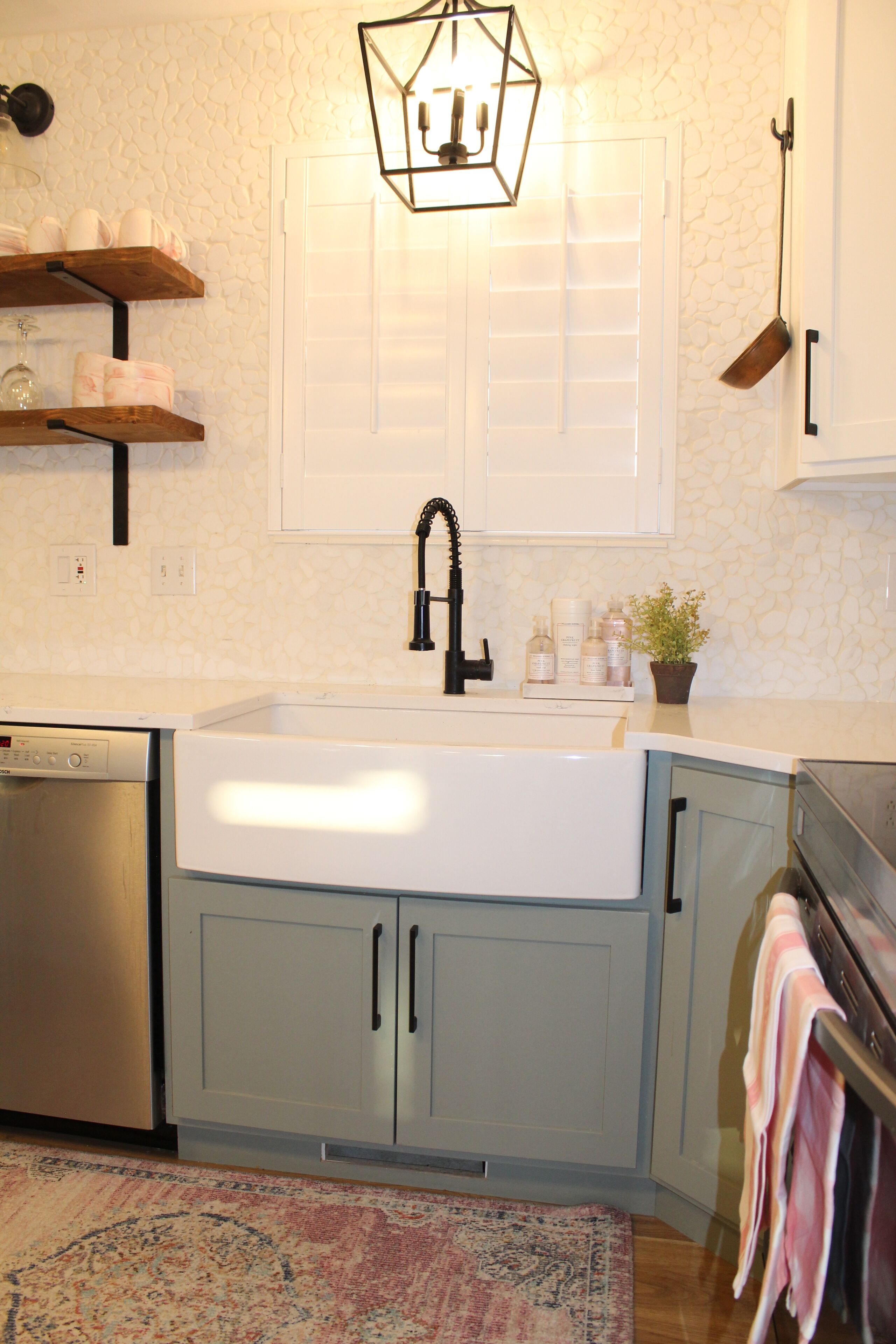 Newly Renovated Luxury Cozy Family Home Near Lagoon/Snow Basin/HAFB/Hot Tub/