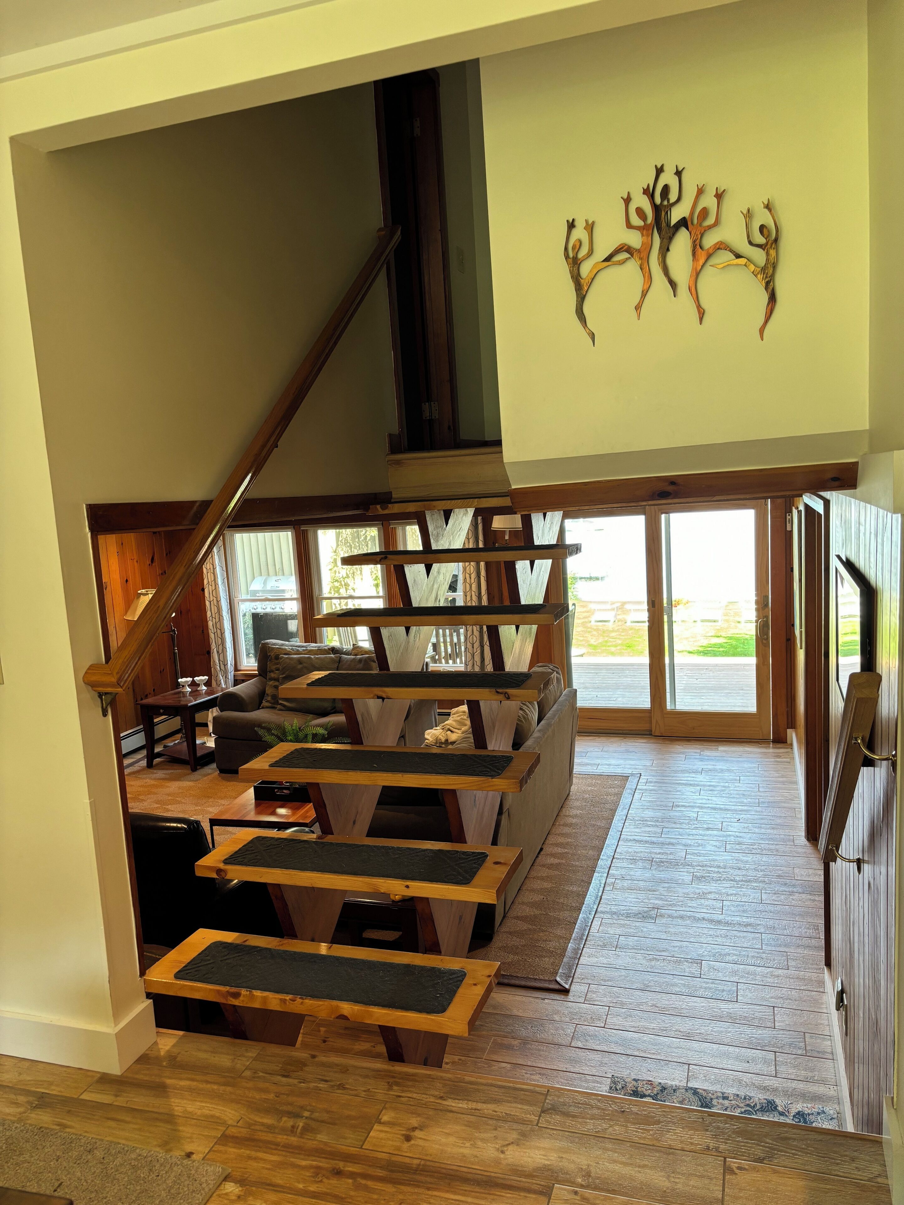 المنشأة من الداخل