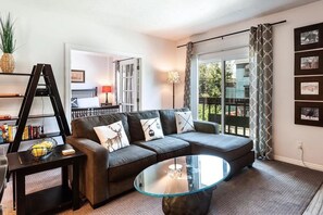 Fireplace - Ski Getaway!  Walkable to the slopes and Old Town! (Park City)