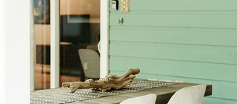 Beachfront Cottage 8