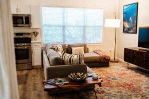 تلفزيون، كُتُب، طابعة