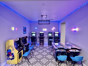 Spielezimmer