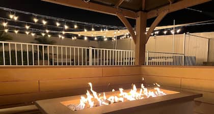 Luxury Private Oasis- 2 King Suites - Pool-Spa-Fire Pit-Sauna-Arcades-Playground