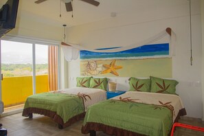 Superior Double Room | In-room safe, free WiFi, bed sheets - Hotel Happy Beach (Zihuatanejo)