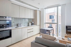 Fridge, microwave, oven, dishwasher