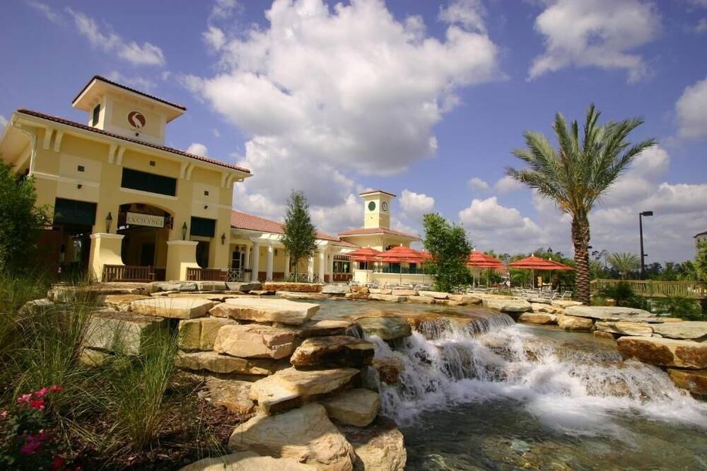 One-Bedroom family friendly resort!