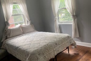 4 chambres, bureau, fer et planche à repasser, Wi-Fi gratuit