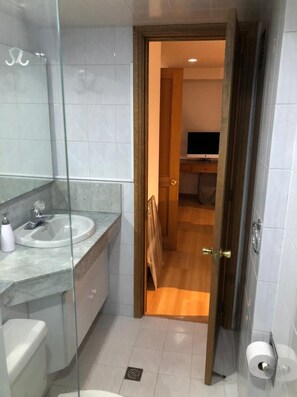 Hair dryer - Urban Studio Long Stay Zona T GYM (Bogotá)