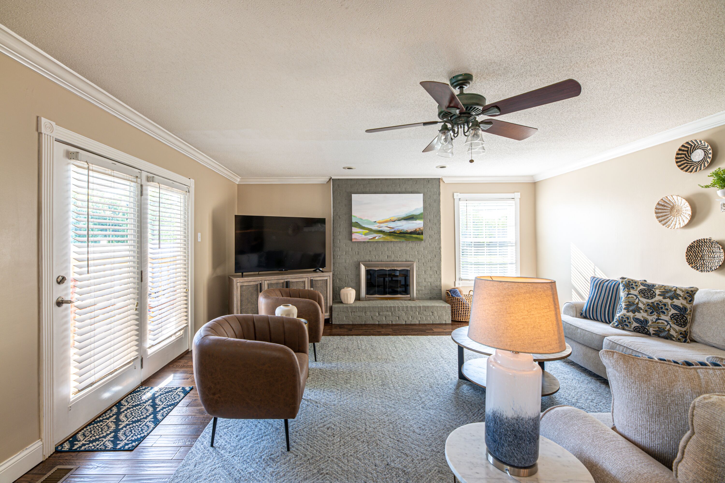 Pool Home~Basketball~Hot Tub~Firepit~Diving Board