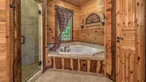 House, 4 Bedrooms | Bathroom | Towels
