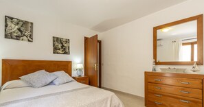 3 Schlafzimmer, Bügeleisen/Bügelbrett, kostenloses WLAN, Bettwäsche