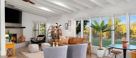 Téléviseur connecté, foyer