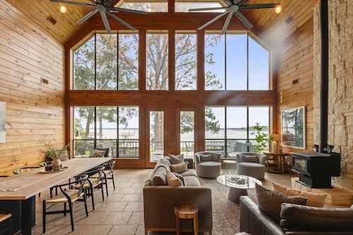 75 off If you book by 2/28/26! Large home sleeps multiple families.