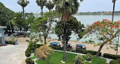 Mekong Hotel