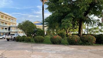 ด้านหน้าที่พัก