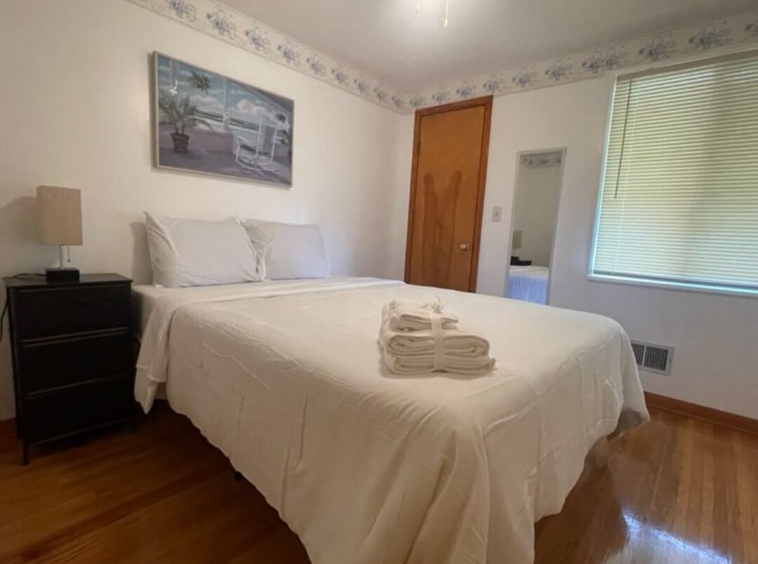 3 quartos, ferros/tábuas de passar roupa, Wi-Fi de cortesia