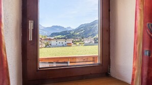 Uklassifisert bilde, 2 av 33, knapp