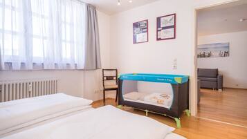 1 bedroom, free WiFi, bed sheets