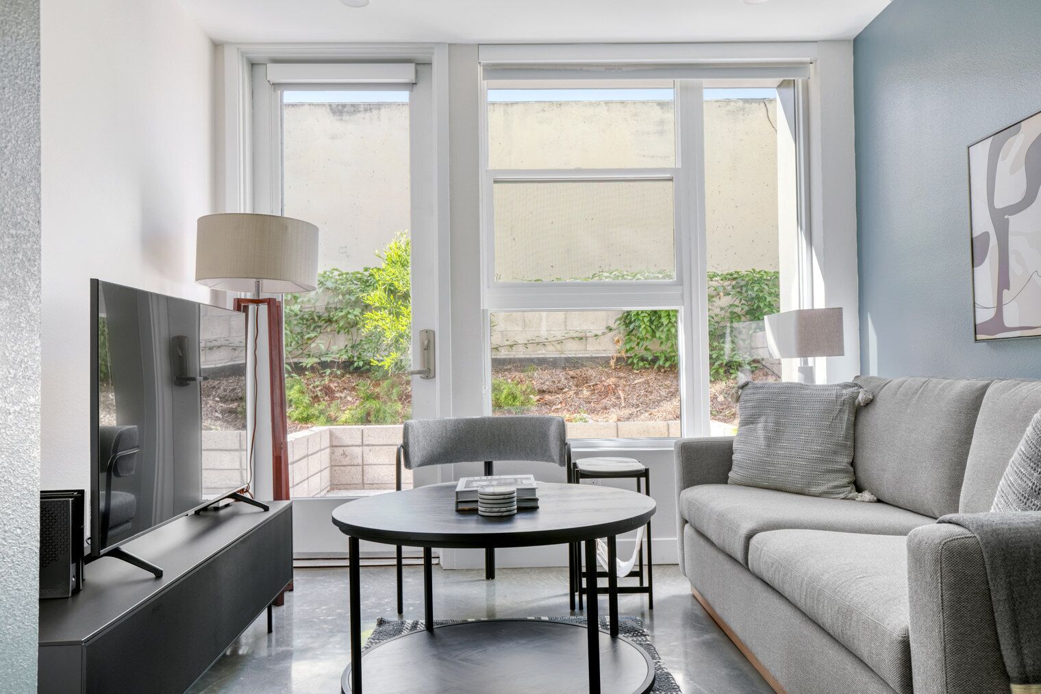 Lovely Hollywood 2BR w/ Pool & Gym, nr Santa Monica Blvd, by Blueground