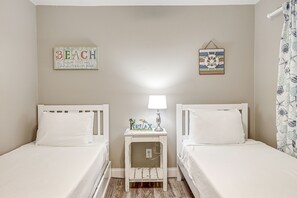 2 bedrooms, Internet, bed sheets
