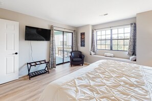 2 soverom, skrivebord, internettilgang og sengetøy