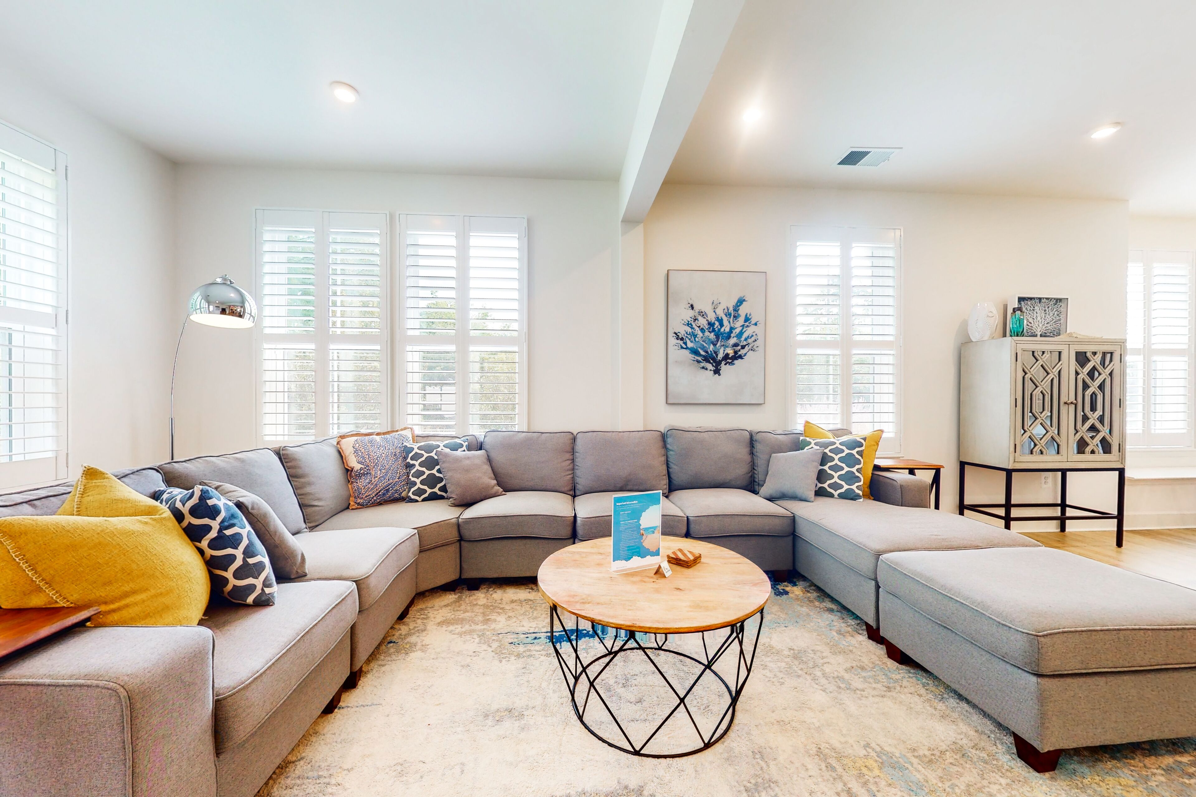 Bayside Resort family home w/ central AC and access to pools & tennis