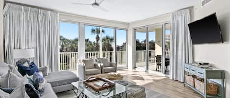 Smart TV, reproductor de DVD, libros y videoteca