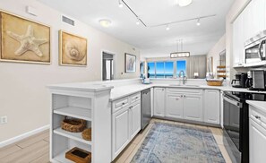 Fridge, microwave, oven, stovetop - The Crescent 203 (Destin)
