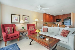 صورة غير مصنفة، 2 من 48، زرّ