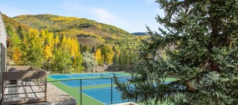 Plan Ahead to January for 15% off 4 Nights Today!