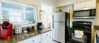 Centrally Located 3BR Overton Square Free Parking Yes Pets