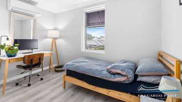 2 bedrooms, desk, iron/ironing board, free WiFi