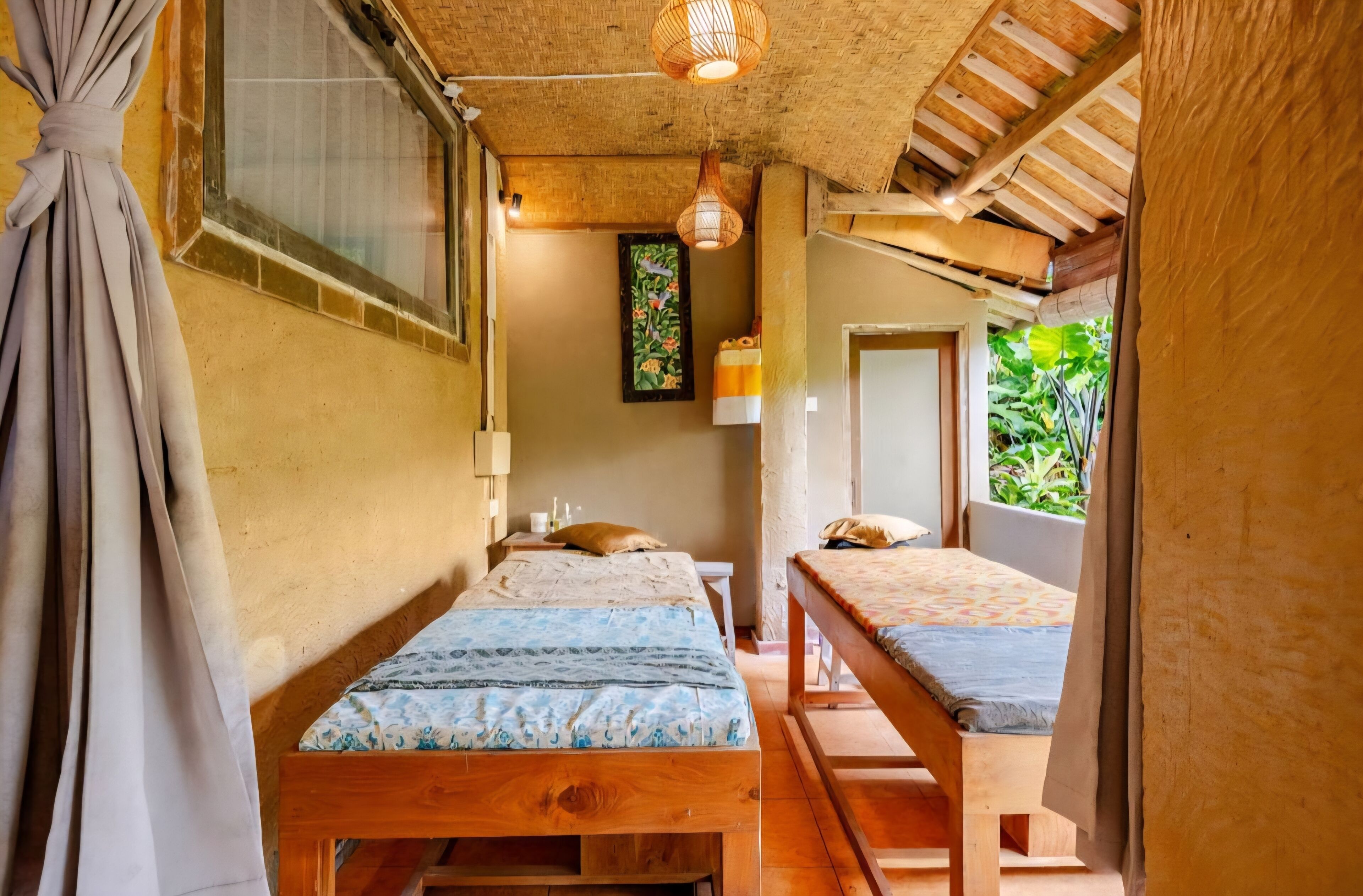 Body treatments, aromatherapy, body scrubs, facials, reflexology