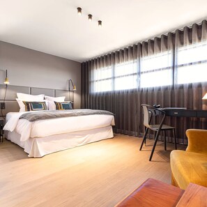 Deluxe Room, Mountain View | Premium bedding, pillowtop beds, free minibar, individually decorated - La maison py (Vergisson)