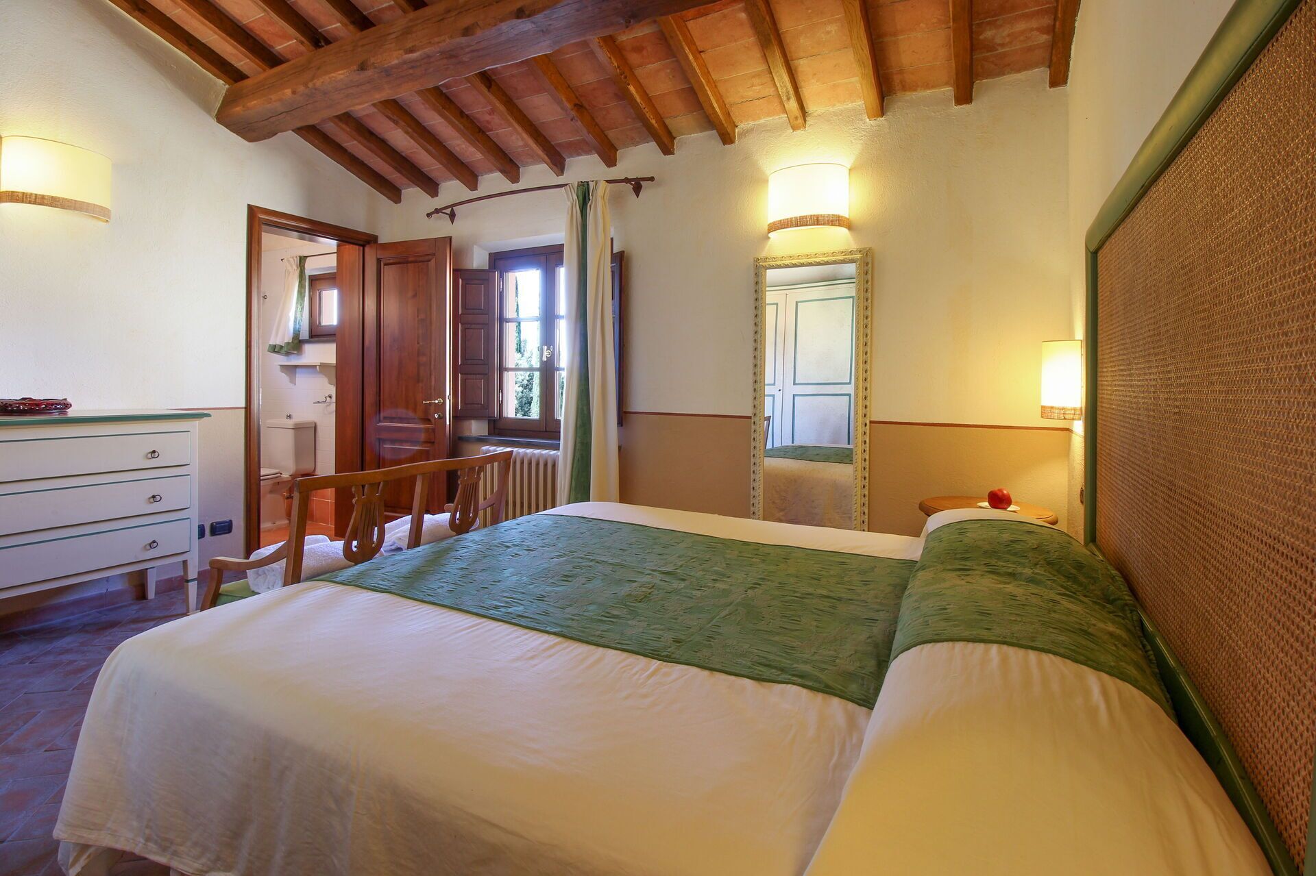 Residence in Montaione with 2 bedrooms sleeps 4