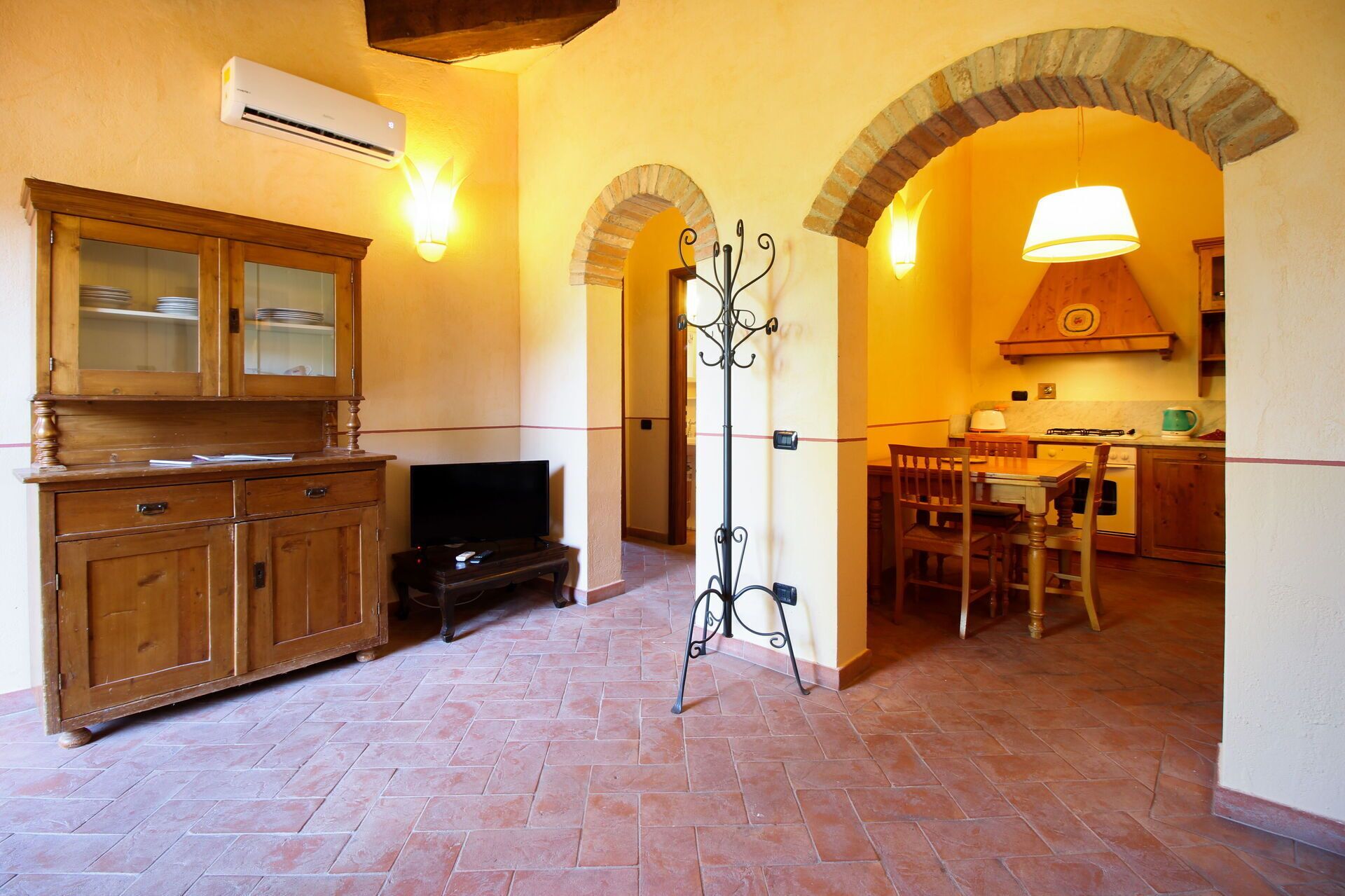 Residence in Montaione with 2 bedrooms sleeps 4