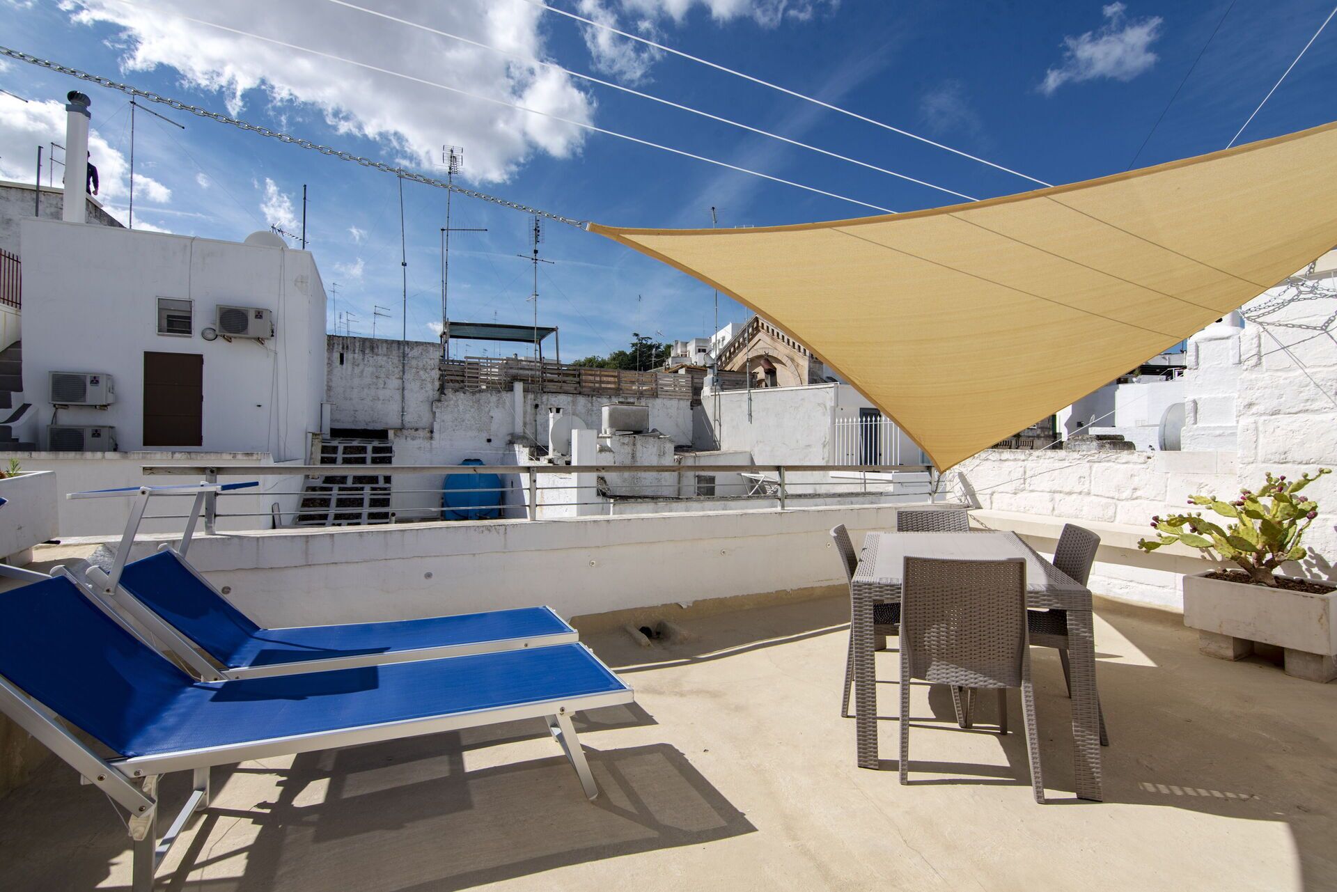 Apartment in Ostuni with 1 bedrooms sleeps 4