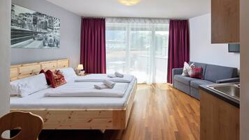 Hypo-allergenic bedding, in-room safe, individually decorated