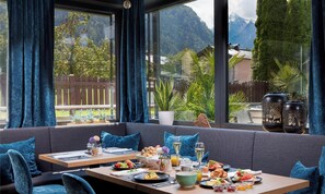 Daily buffet breakfast for a fee - Apartment Sonnblick (Kaprun)