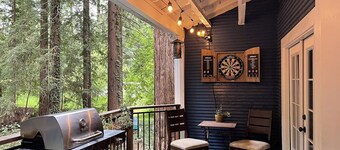 Mountain cabin w/king suite in the Redwoods of the Santa Cruz Mountains