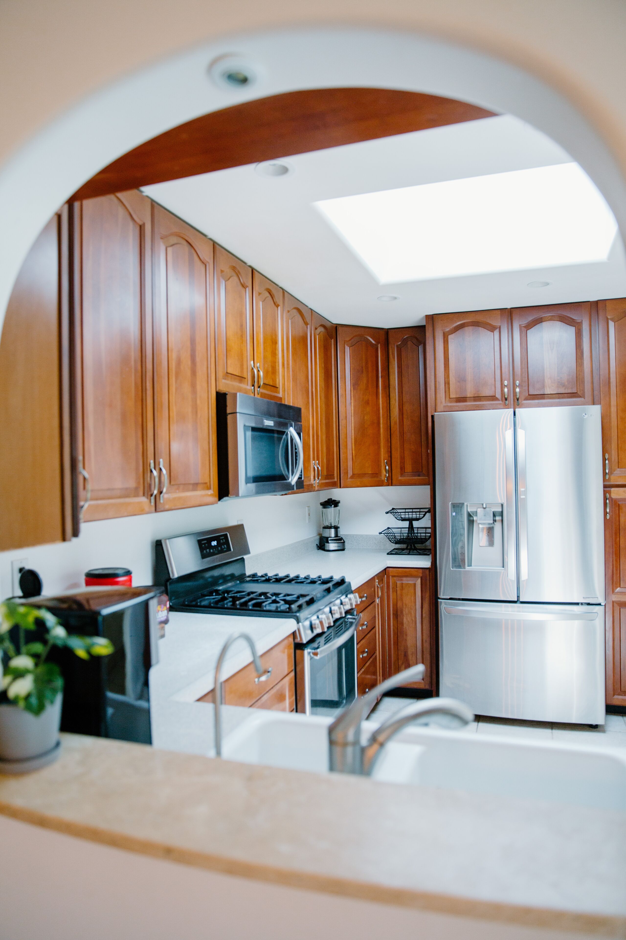 Spacious home 10 minutes away from the beach!