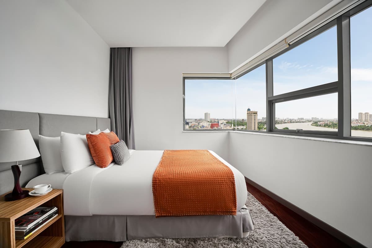 1-bedroom Executive | 1 chambre, coffre-fort pour ordinateur portable, bureau