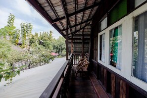 Escritorio y wifi gratis 