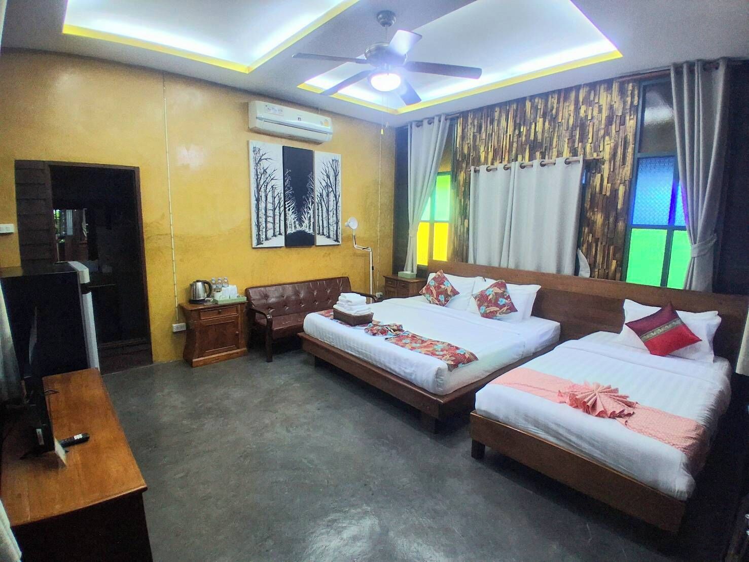 Skrivebord, gratis Wi-Fi