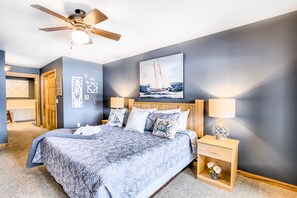 4 bedrooms, Internet, bed sheets, wheelchair access