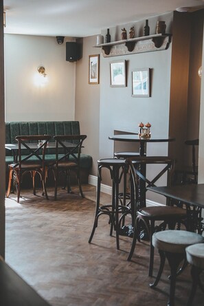 Bar (on property) - The Canal Inn (Belper)