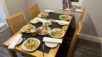 Apartment | Private kitchen | Fridge, microwave, oven, stovetop